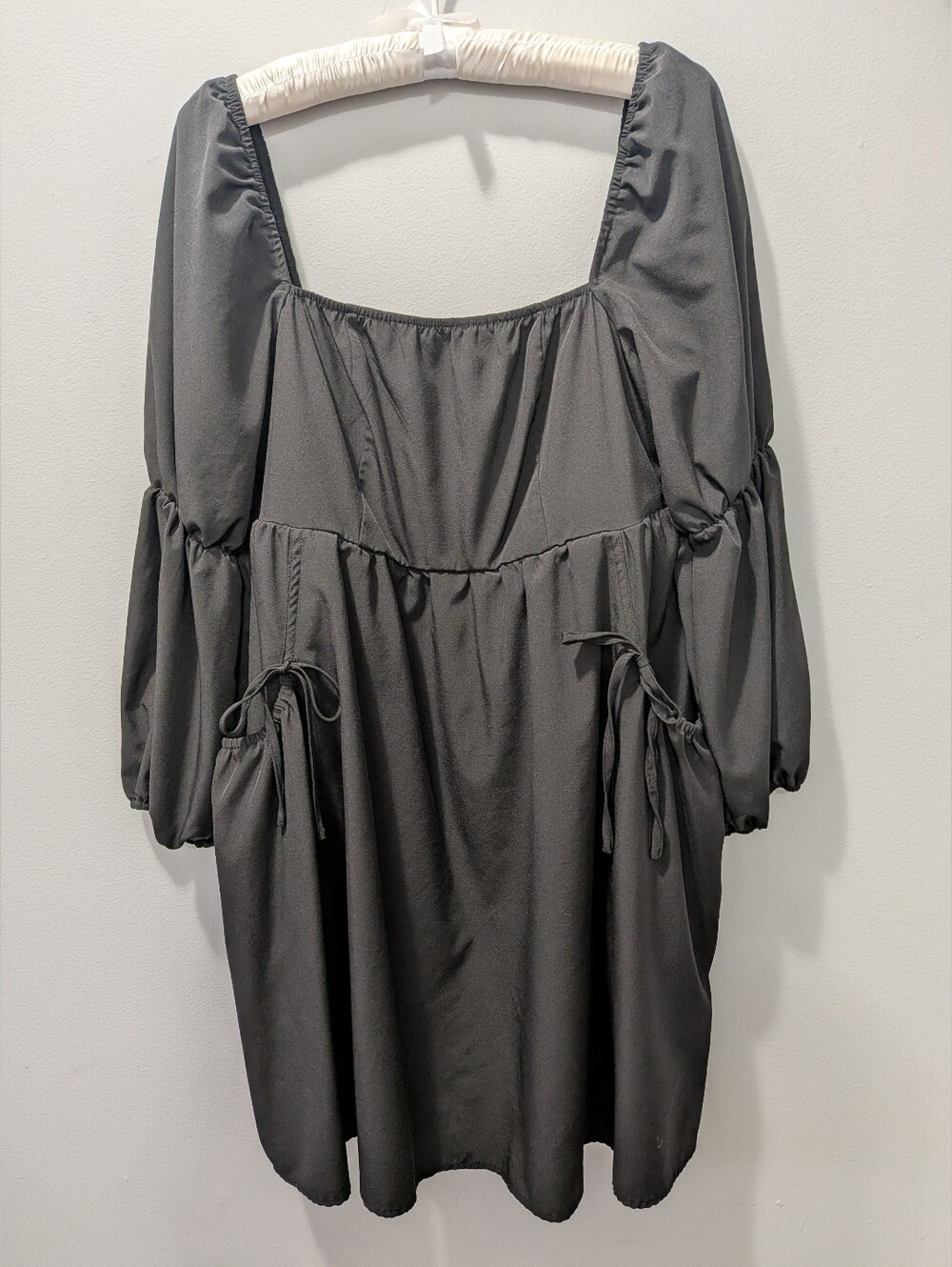 Dark Coquette Babydoll Puff Sleeve Dress in Black Large Like New